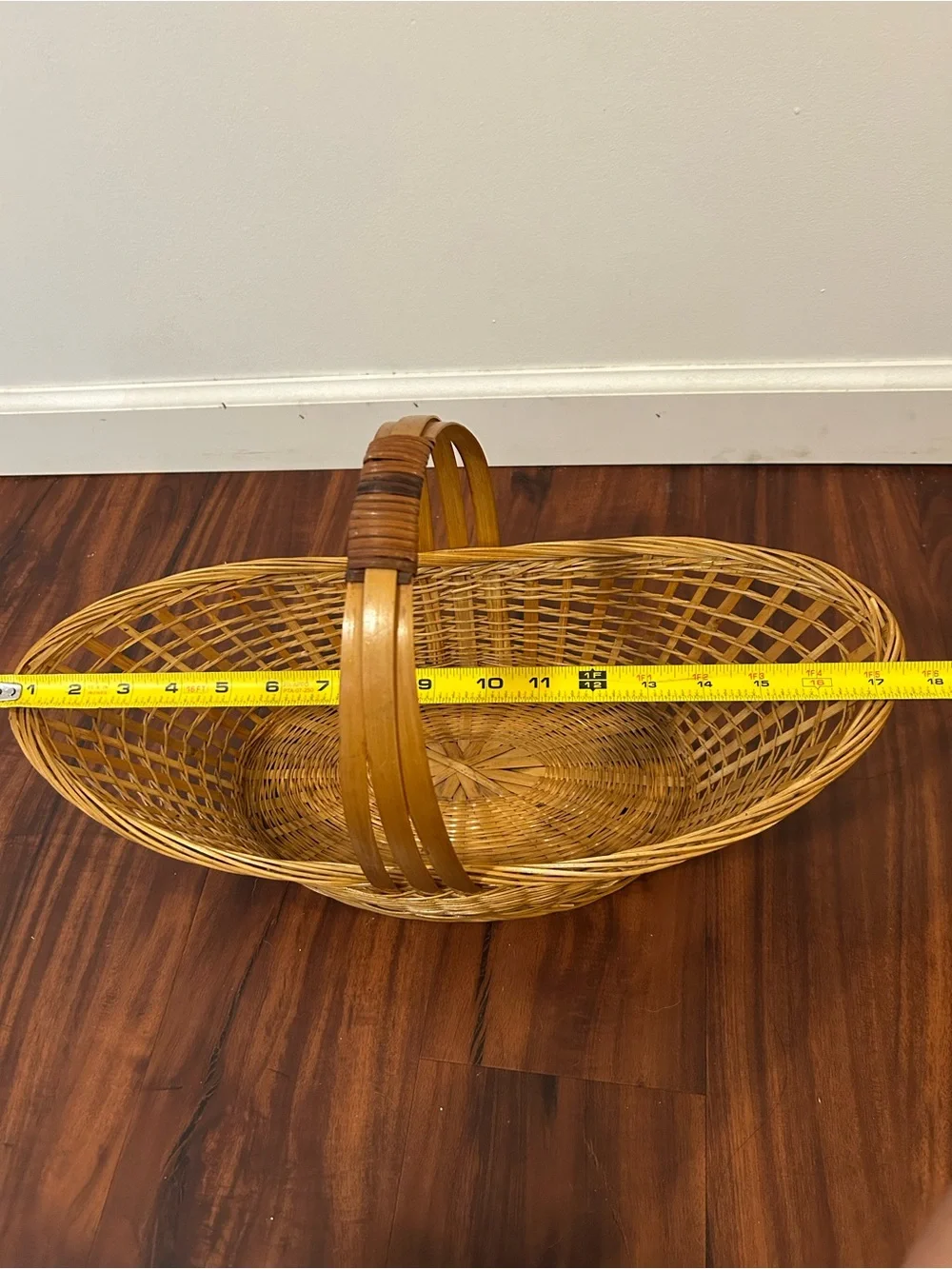 Vintage Sturdy Oval Wicker Woven Basket with Tall Handle - Honey Brown
